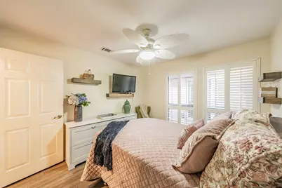 5912 Meadow Wood Lane, Fort Worth, TX 76112 - Photo 31