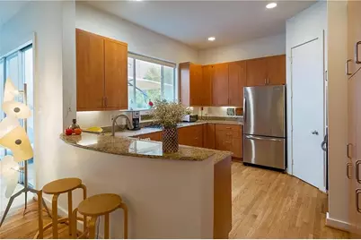 4318 Gilbert Avenue, Dallas, TX 75219 - Photo 13