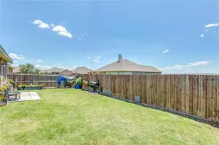 8832 Elk Creek Ln, Fort Worth, TX 76123 - Photo 11