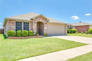 8832 Elk Creek Ln, Fort Worth, TX 76123 - Photo 3
