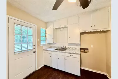 1609 Wayne Street, Denton, TX 76209 - Photo 5