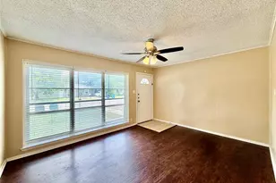 1609 Wayne St, Denton, TX 76209 - Photo 3