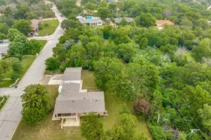 203 Lakeridge Rd, Lakeside, TX 76108 - Photo 5