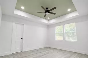 3104 Delafield Ln, Dallas, TX 75227 - Photo 15
