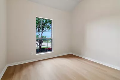 11000 Owl Creek Drive, Fort Worth, TX 76179 - Photo 19