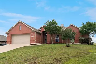 11000 Owl Creek Dr, Fort Worth, TX 76179 - Photo 1