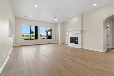 11000 Owl Creek Drive, Fort Worth, TX 76179 - Photo 5
