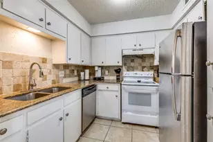 6761 Trail Lake Dr, Fort Worth, TX 76133 - Photo 9