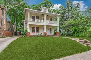 1216 Kings Hwy, Dallas, TX 75208 - Photo 1