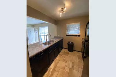 4049 Herschel Avenue #E, Dallas, TX 75219 - Photo 11