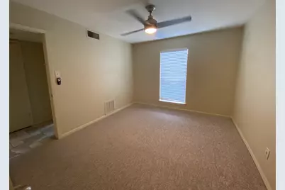 4049 Herschel Avenue #E, Dallas, TX 75219 - Photo 15