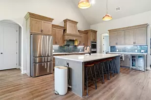 12005 Bella Vino Dr, Fort Worth, TX 76126 - Photo 9