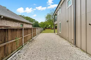416 S Elm St, Sherman, TX 75090 - Photo 37
