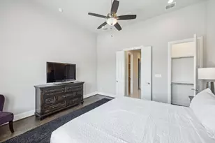 2268 Alterbrook Ln, Dallas, TX 75219 - Photo 21