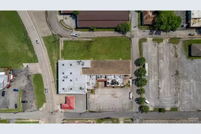 2615 Crockett Street, Greenville, TX 75401 - Photo 5