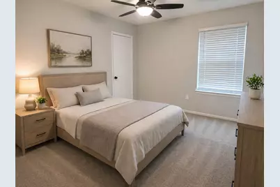 517 Signal Hill Court S #517, Fort Worth, TX 76112 - Photo 7