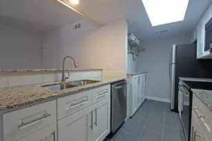 12816 Midway Rd, Dallas, TX 75244 - Photo 3