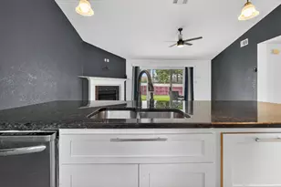 7009 Shadow Bend Dr, Fort Worth, TX 76137 - Photo 11