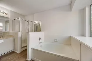 2871 Red Oak Dr, Grand Prairie, TX 75052 - Photo 13