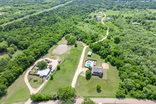 129 Lemley Ln, Waco, TX 76705 - Photo 5