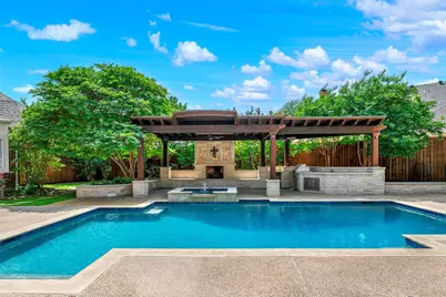 4017 Bridgeport Drive, Plano, TX 75093 - Photo 9