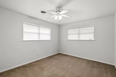 8718 Panther Drive, Woodway, TX 76712 - Photo 15