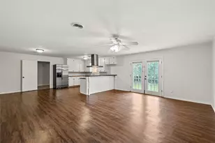 8718 Panther Dr, Woodway, TX 76712 - Photo 3