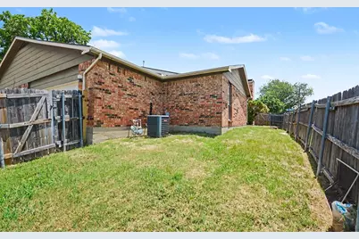 2201 Jackson Circle, Carrollton, TX 75006 - Photo 29