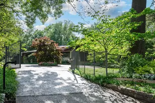 4651 Chapel Hill Rd, Dallas, TX 75214 - Photo 7