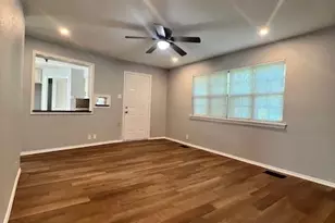 327 S 4th St, Wylie, TX 75098 - Photo 7