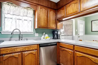 109 Sanchez Creek Court, Weatherford, TX 76088 - Photo 11