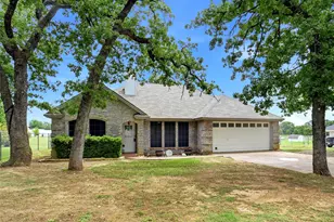 109 Sanchez Creek Ct, Weatherford, TX 76088 - Photo 1