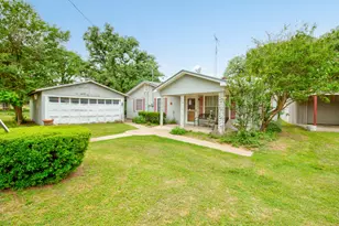 511 Old Center Church Rd, Whitesboro, TX 76273 - Photo 1
