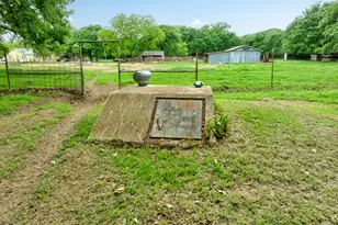 511 Old Center Church Rd, Whitesboro, TX 76273 - Photo 21