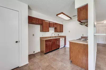 7105 Hanging Cliff Place, North Richland Hills, TX 76182 - Photo 5