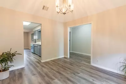 5201 Rustle Leaf Drive, Arlington, TX 76017 - Photo 3