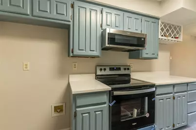 5201 Rustle Leaf Drive, Arlington, TX 76017 - Photo 5