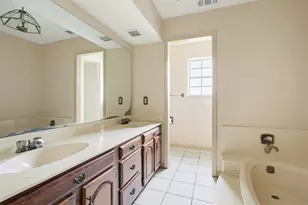 220 Green Ridge Dr, Double Oak, TX 75077 - Photo 19