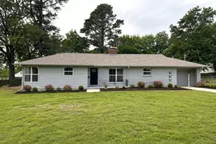 843 Ardis St, Sulphur Springs, TX 75482 - Photo 3