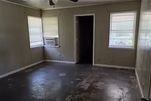1407 Bonham St, Commerce, TX 75428 - Photo 7
