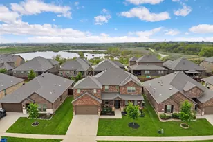 10408 Table Bluff St, Aubrey, TX 76227 - Photo 39