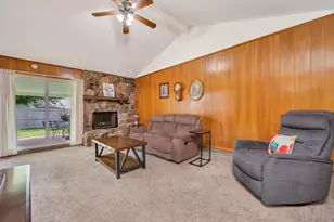 6320 Melinda Dr, Watauga, TX 76148 - Photo 19