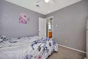 6320 Melinda Dr, Watauga, TX 76148 - Photo 23
