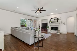 927 McKamy Dr, Allen, TX 75013 - Photo 9