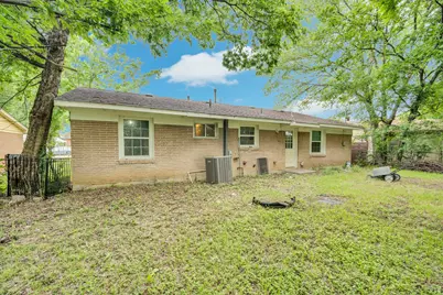 419 Highcrest Drive, Dallas, TX 75232 - Photo 7