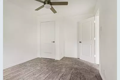 2610 Hillcrest Avenue, Greenville, TX 75402 - Photo 17