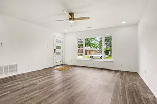 2610 Hillcrest Ave, Greenville, TX 75402 - Photo 3
