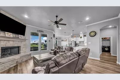 677 County Road 3341, Paradise, TX 76073 - Photo 9