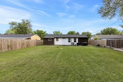 6331 Fenway Street, Dallas, TX 75217 - Photo 27