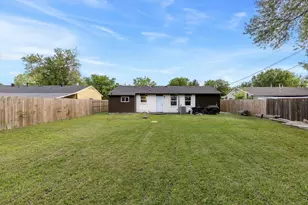 6331 Fenway St, Dallas, TX 75217 - Photo 27
